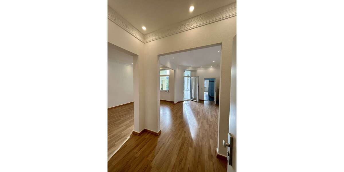 Etagenwohnung Neuss - 3 Zimmer, 80 m&sup2;, 950&euro; | Angebot:26434588