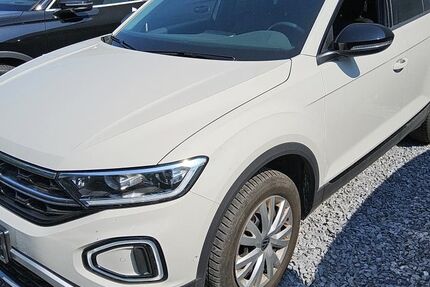 VW T-Roc 57.011 km 24.940 &euro; Mönchengladbach 41238