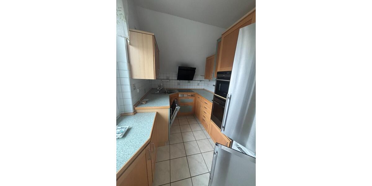 Etagenwohnung Solingen Central - 4 Zimmer, 110 m&sup2;, 1.290&euro; | Angebot:25766915