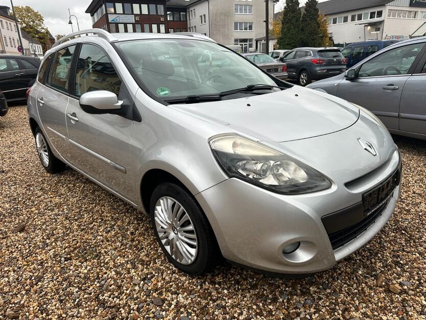 Renault Clio 64.900 km 5.400 € Leverkusen 51371