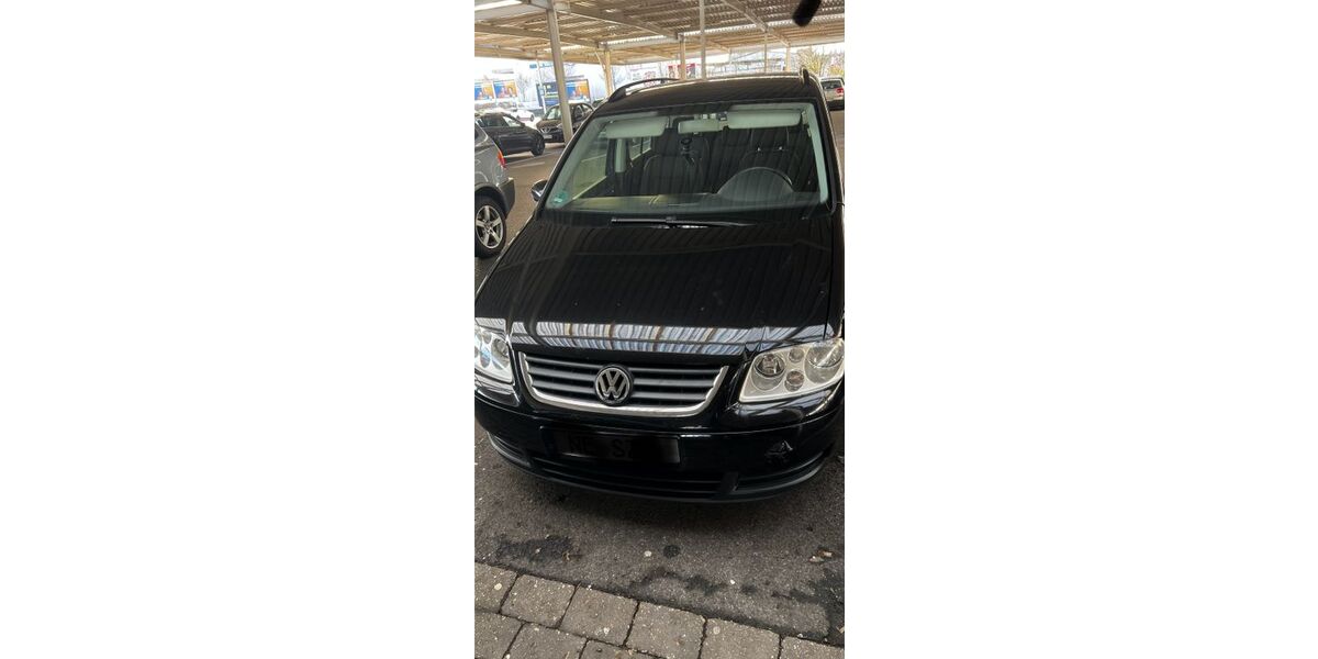 VW Touran 303.123 km 2.150 &euro; Meerbusch 40667