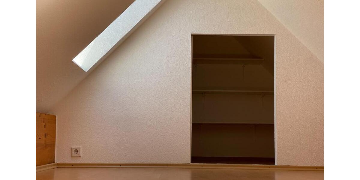 Maisonettenwohnung Meerbusch Necklenbroich - 2 Zimmer, 56 m&sup2;, 588&euro; | Angebot:25571177