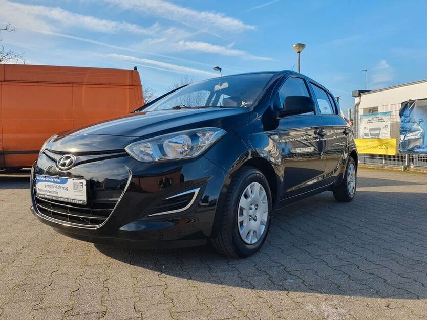 i20