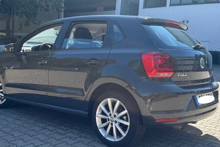 VW Polo 93.123 km 8.499 &euro; Mülheim 45472