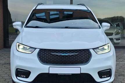 Chrysler Pacifica 64.800 km 32.500 &euro; Korschenbroich 41352