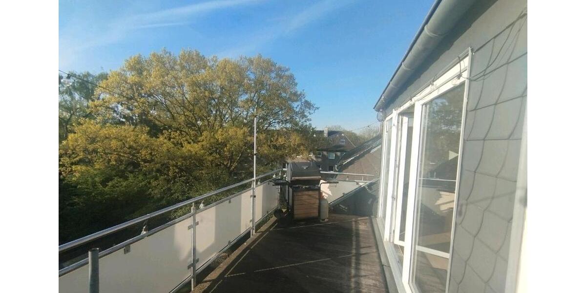 Dachgeschoßwohnung Neuss Furth-Mitte - 2 Zimmer, 70 m&sup2;, 235.000&euro; | Angebot:26165906