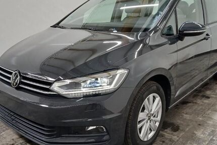 VW Touran 43.000 km 27.985 &euro; Meerbusch 40668
