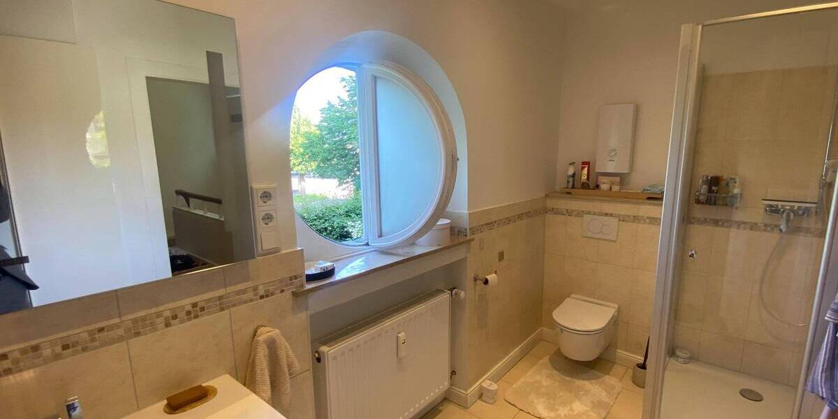 Gepflegtes Ein- bis Zweifamilienhaus in Toplage 6 zimmer