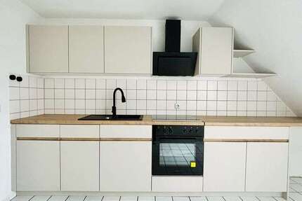 Wohnung Neuss - 3 Zimmer, 69 m&sup2;, 950&euro; | Angebot:26840058