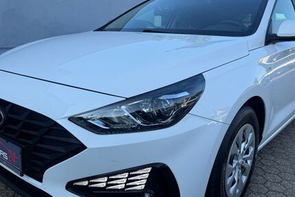 Hyundai i30 34.700 km 16.590 &euro; Mönchengladbach 41236