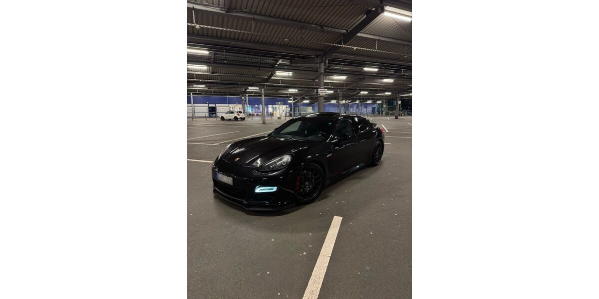 Porsche Panamera 149.500 km 32.900 &euro; Neuss 41624