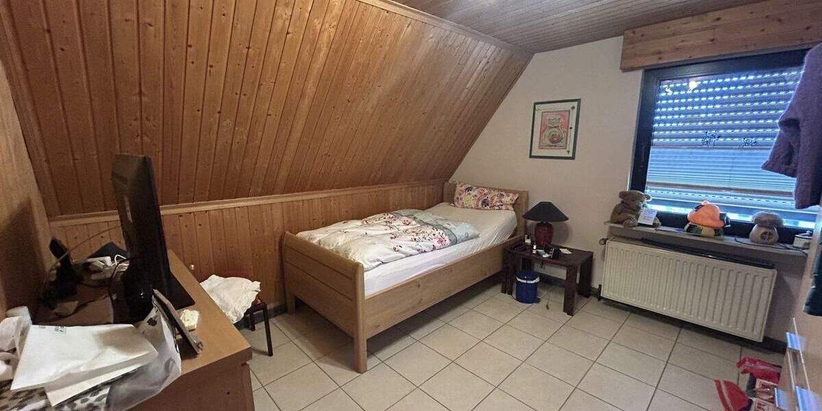 Tolle Doppelhaushälfte für Gartenliebhaber 4 zimmer