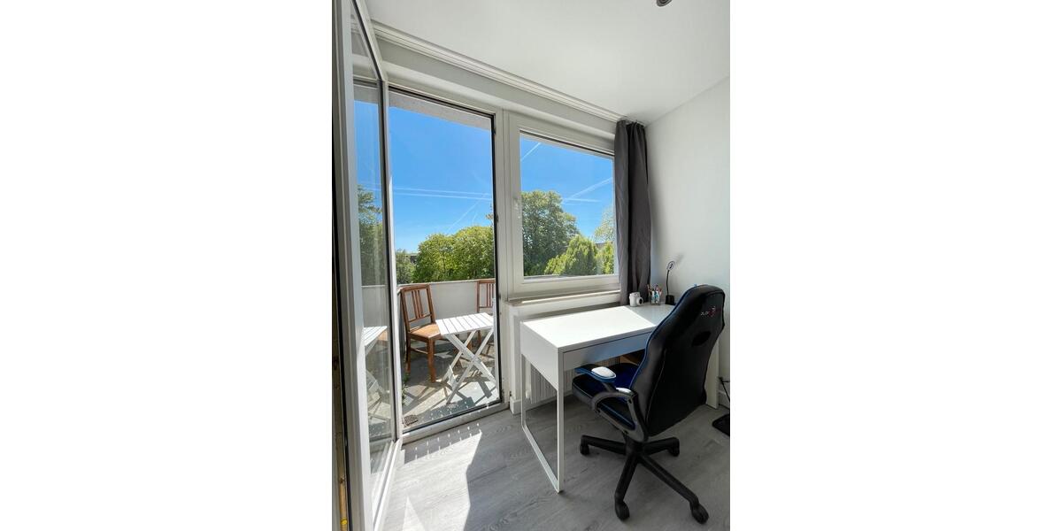 Etagenwohnung Duisburg Duisburg-Mitte - 3.5 Zimmer, 74 m&sup2;, 595&euro; | Angebot:26382975