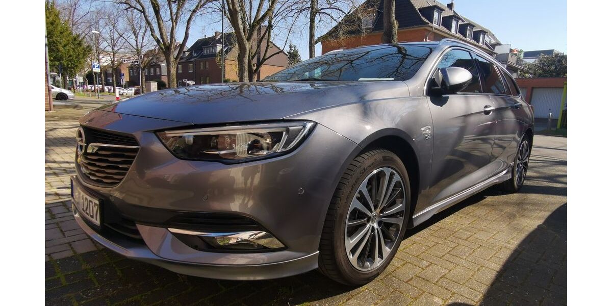 Opel Insignia 115.000 km 10.500 &euro; Düsseldorf 40589