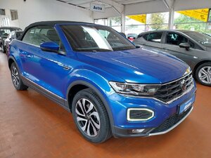 VW T-Roc Active 1.5 TSI ACC Navi PDC SHZ 23.625 km 24.790 € HAAN 42781
