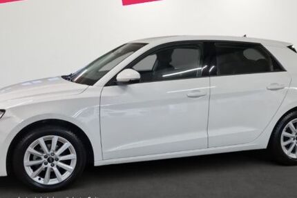 Audi A1 33.175 km 20.490 &euro; Neuss 41464