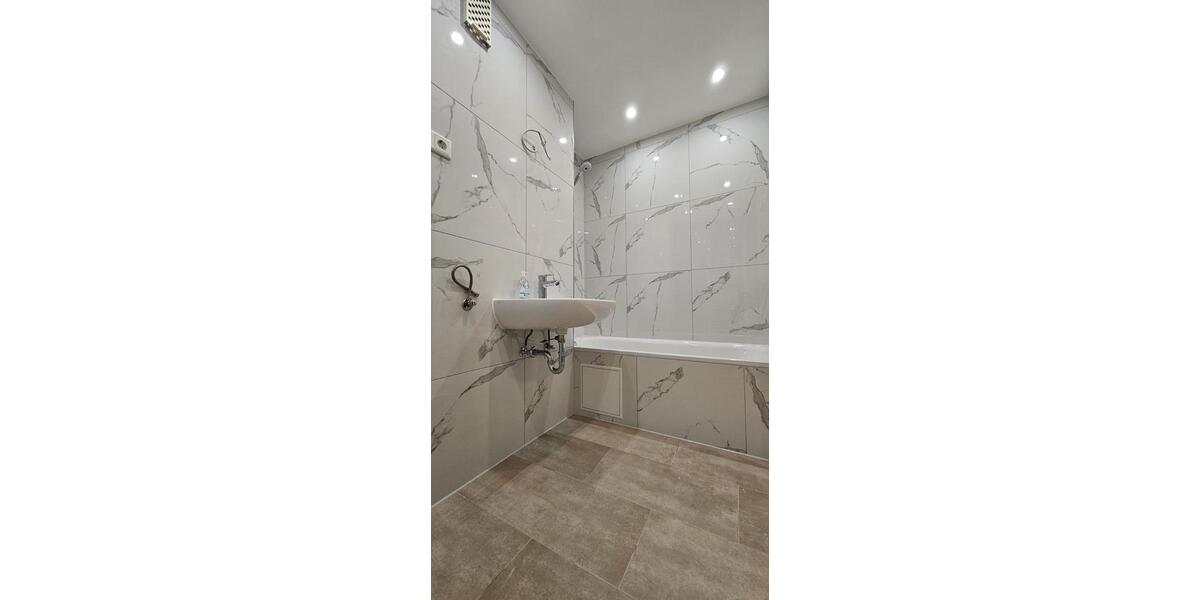 Etagenwohnung Neuss Holzheim - 3 Zimmer, 85 m&sup2;, 890&euro; | Angebot:25562416