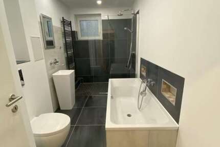 Wohnung Düsseldorf Flingern Süd - 2 Zimmer, 73 m&sup2;, 800&euro; | Angebot:25972920