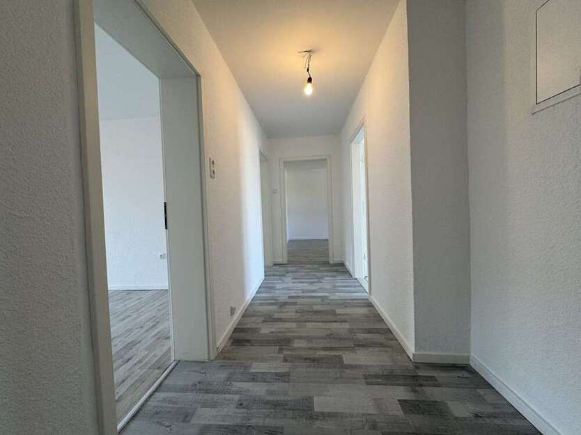 Wohnung zum Mieten in Duisburg Untermeiderich 770 € 70 m²