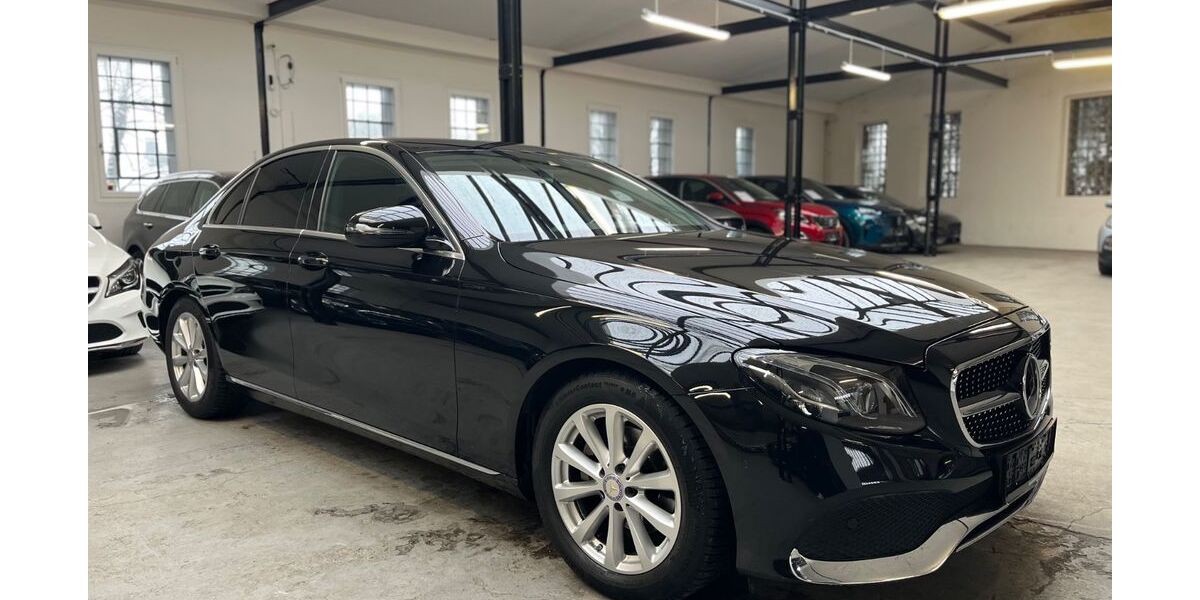 Mercedes-Benz E 200 179.000 km 19.870 &euro; Velbert 42551