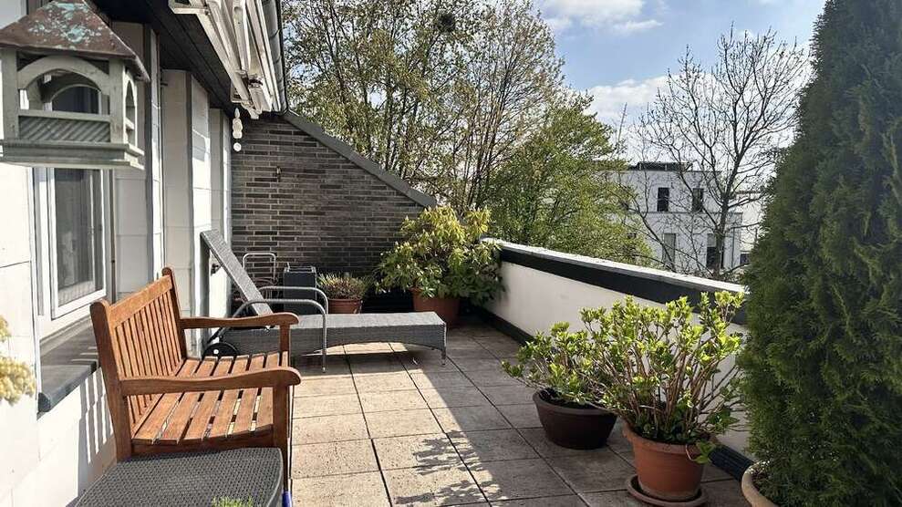 Wohnung zum Kaufen in Düsseldorf 389.000 € 107 m²