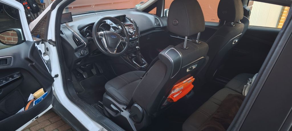 Ford B-Max 39.000 km 8.100 &euro; Duisburg 47239