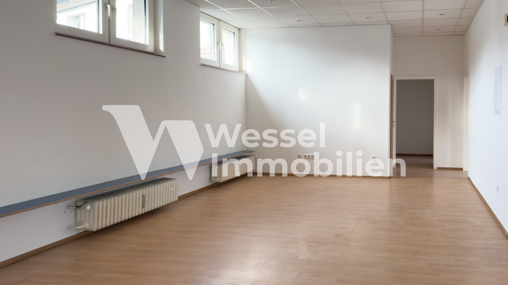 Büro in Mülheim an der Ruhr 950 € 120 m² zimmer