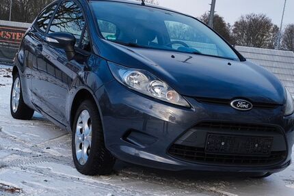 Ford Fiesta 190.000 km 2.400 &euro; Mönchengladbach 41066