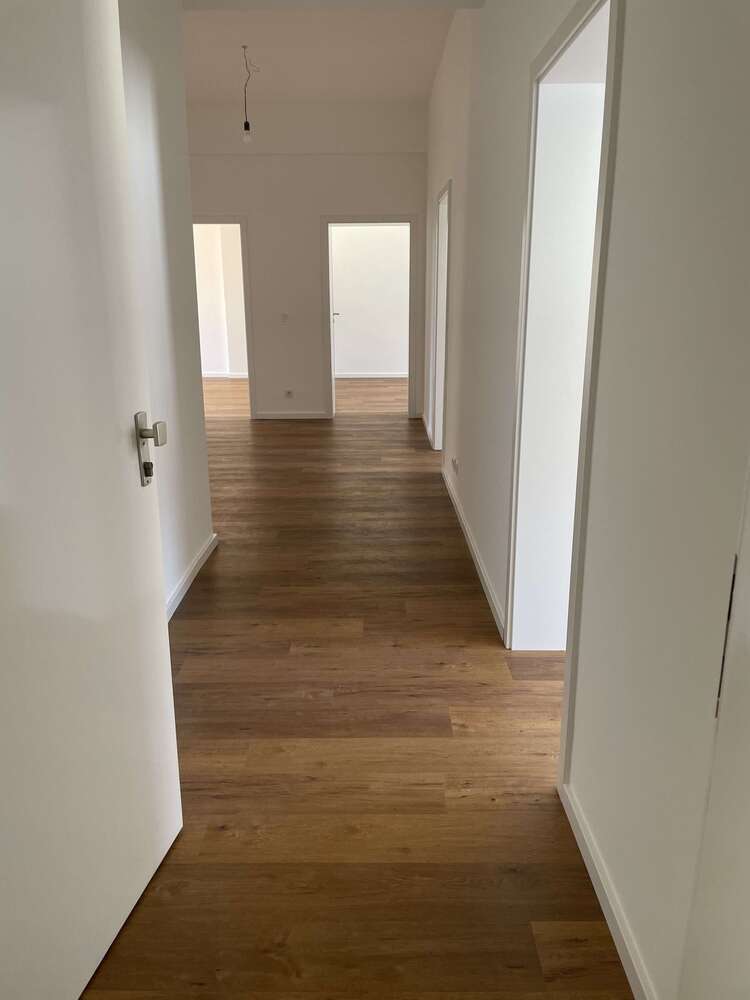 Wohnung zum Mieten in Mönchengladbach 1.135 € 113.28 m²