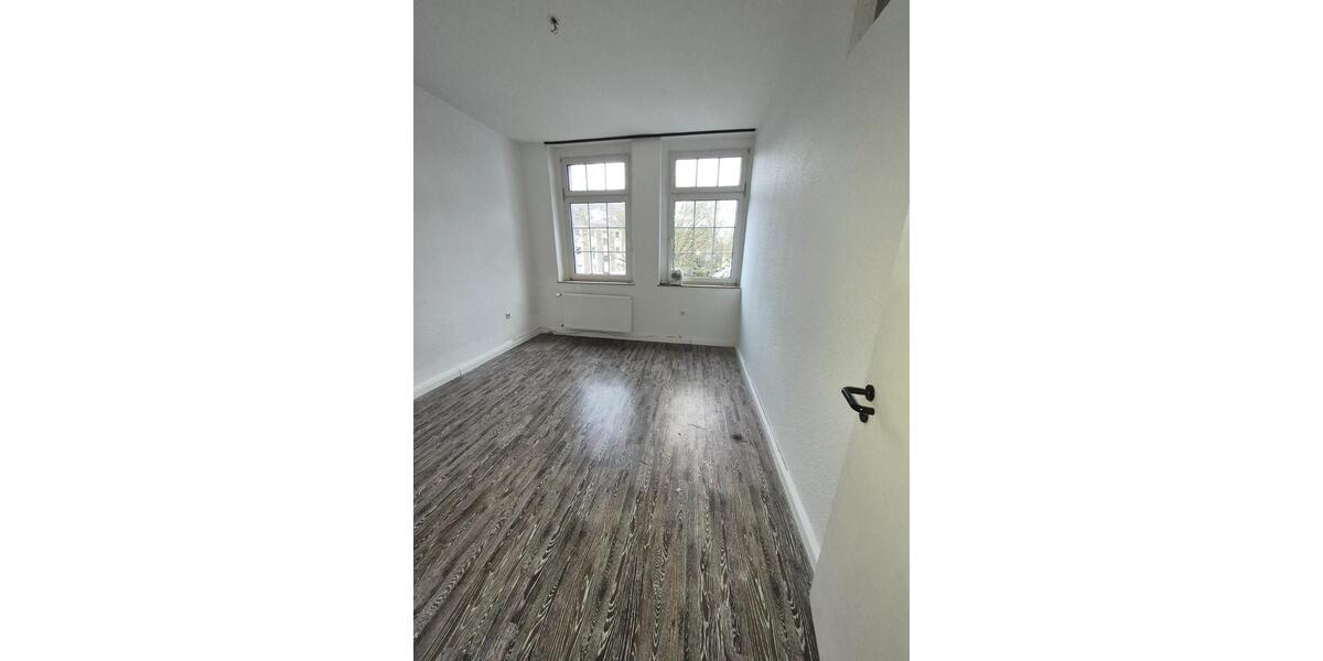 Etagenwohnung Krefeld Cracau - 2 Zimmer, 57 m&sup2;, 500&euro; | Angebot:25790771