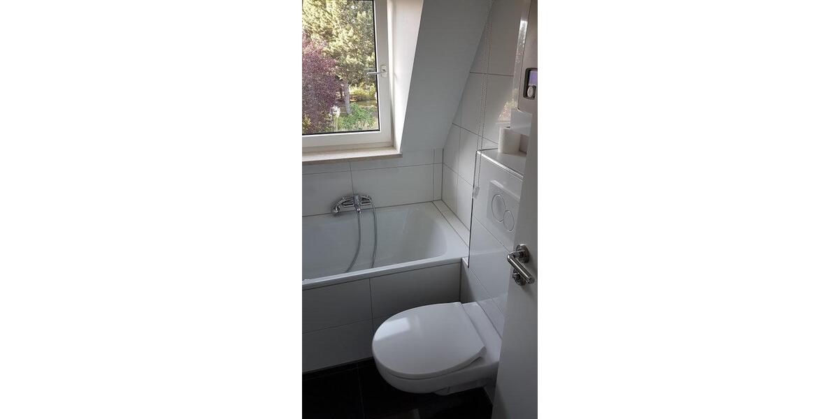Dachgeschoßwohnung Duisburg Huckingen - 2 Zimmer, 47 m&sup2;, 750&euro; | Angebot:26468287