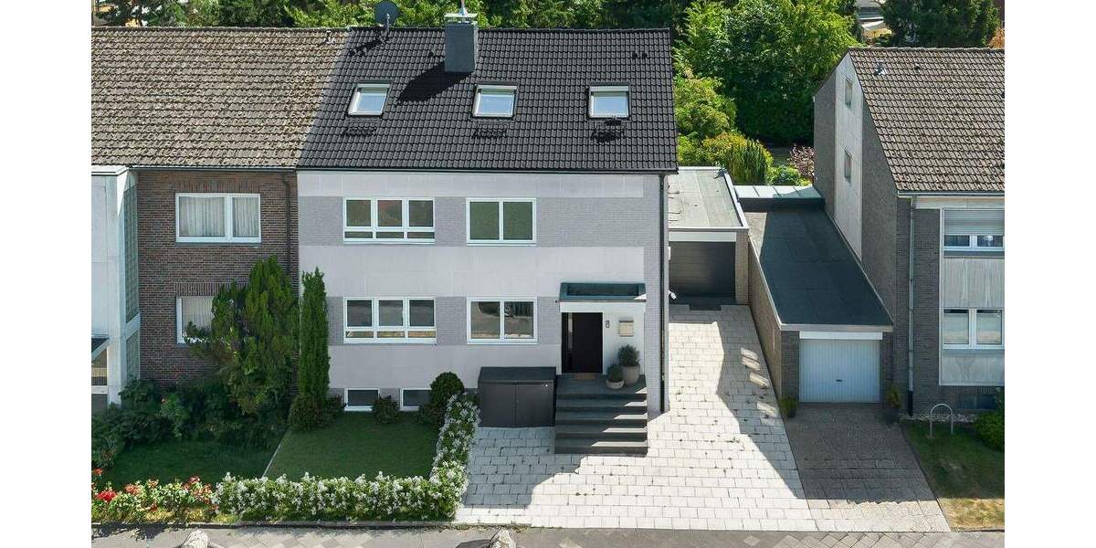 Einfamilienhaus Düsseldorf Lörick - 9 Zimmer, 178 m&sup2;, 1.200.000&euro; | Angebot:23950738