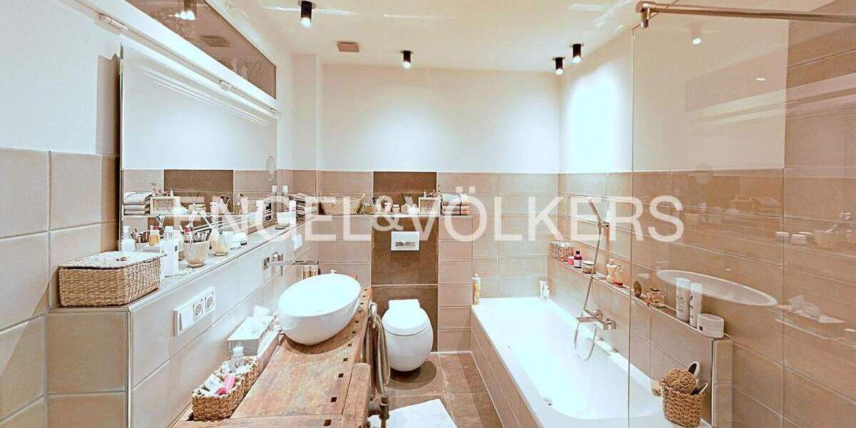 Doppeltes Potenzial in Hilden - Wohnen & Arbeiten vereint 8 zimmer