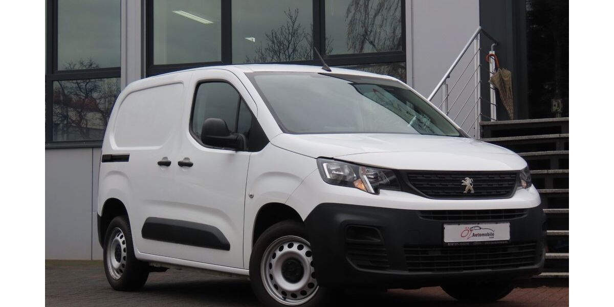 Peugeot Partner 99.565 km 9.900 &euro; Neuss 41469
