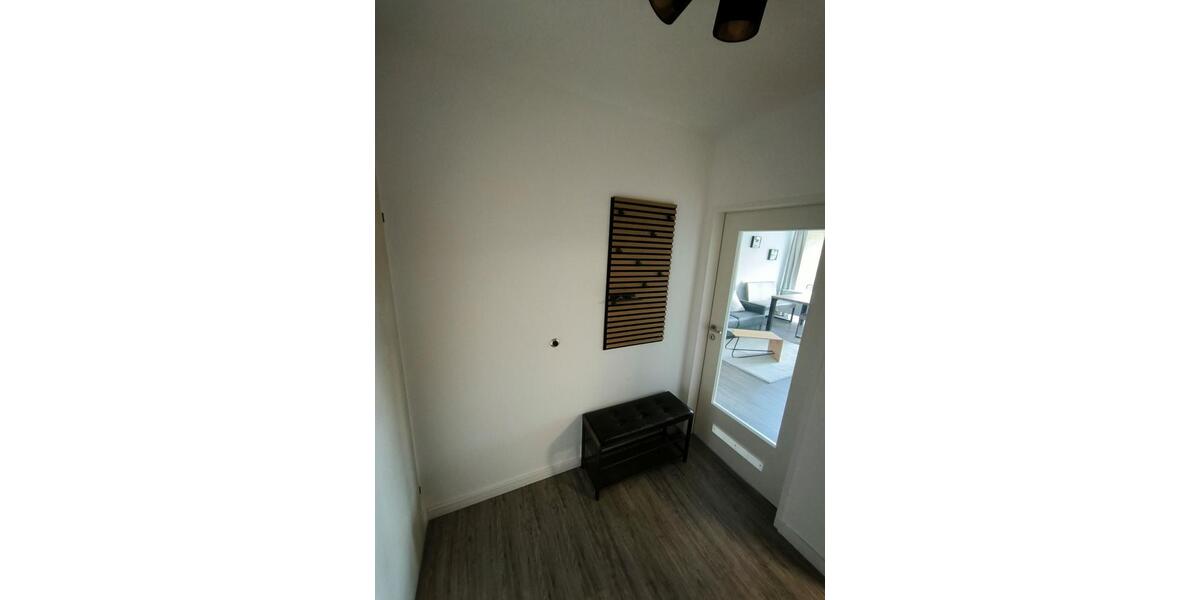 Etagenwohnung Neuss Reuschenberg - 1 Zimmer, 44 m&sup2;, 725&euro; | Angebot:25638803