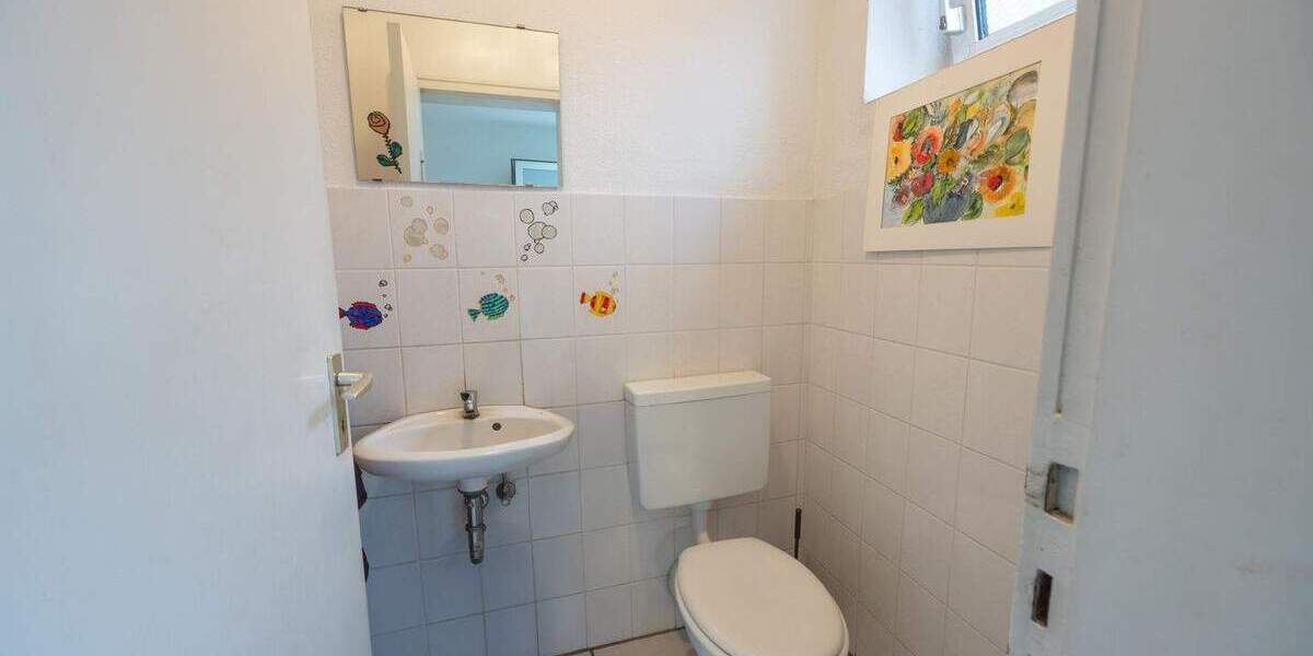 Reihenendhaus Krefeld Bockum - 5 Zimmer, 146 m&sup2;, 420.000&euro; | Angebot:25373702