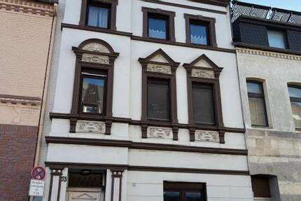 Haus zum Kaufen in Duisburg-Alt-Homberg 320.000 € 133 m² 6 zimmer