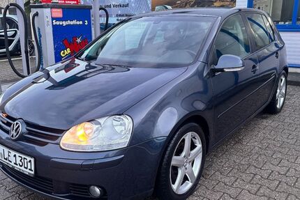 VW Golf 247.000 km 2.800 &euro; Kaarst 41564
