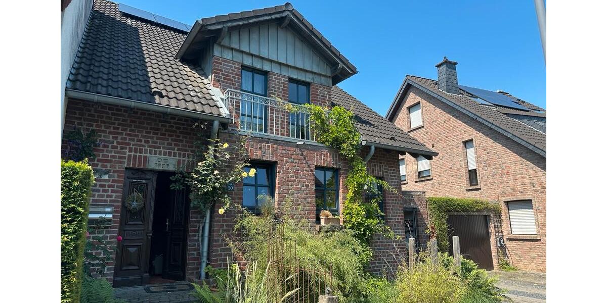Doppelhaushälfte Korschenbroich - 7 Zimmer, 271 m&sup2;, 795.000&euro; | Angebot:26940544