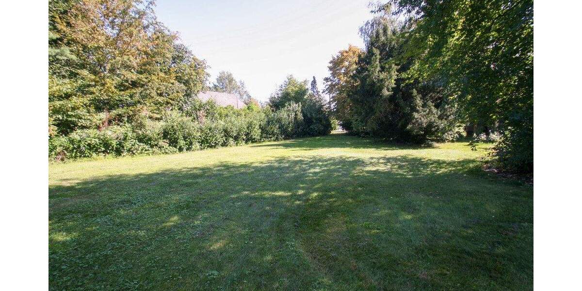 Imposantes Landhaus mit diversen Nebengebäuden 7 zimmer