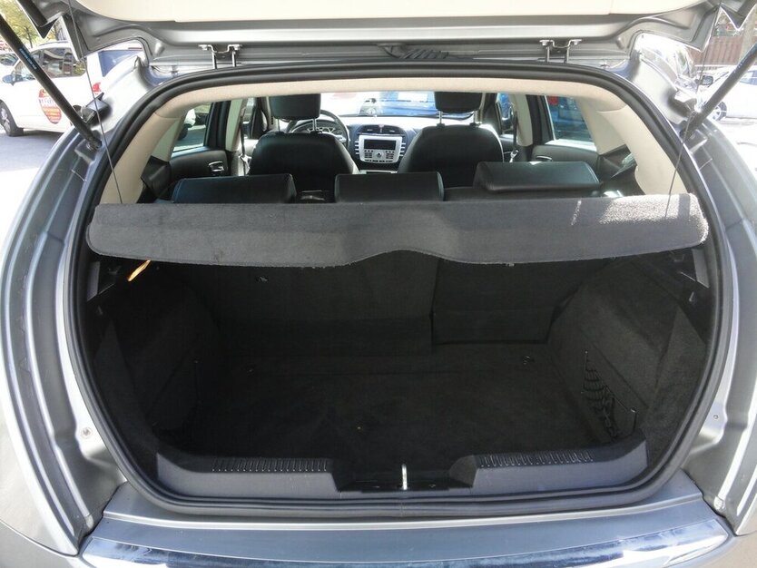 Lancia Delta Oro 1,9d 140 KW 2.Hd Klimatr+Navi+LederPDC 167.000 km 4.950 € Neuss 41462