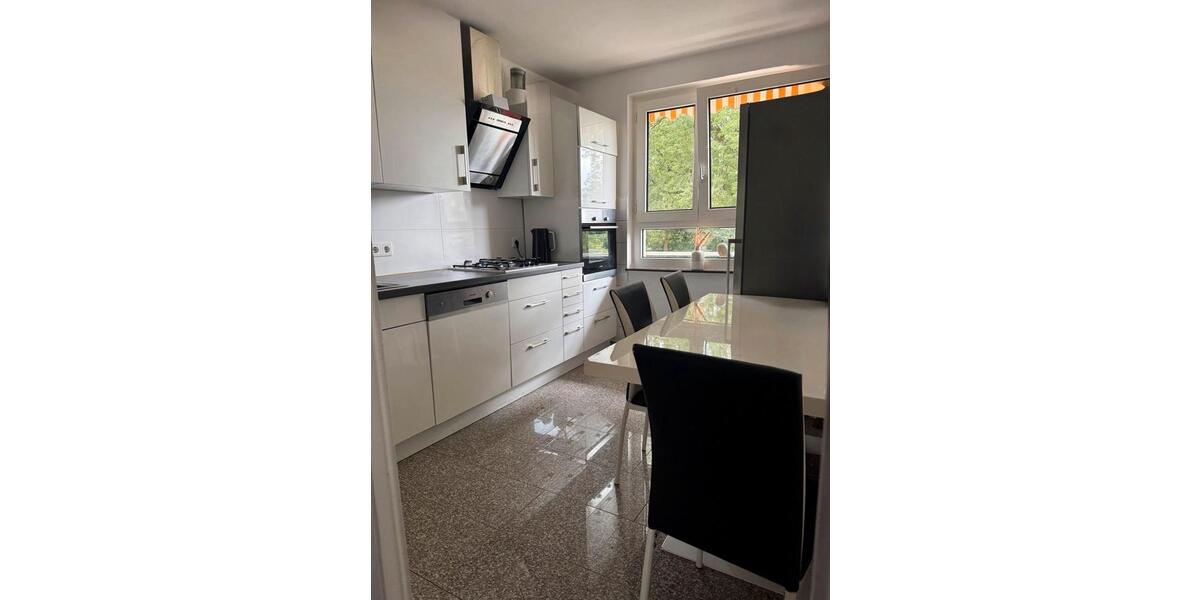 Etagenwohnung Krefeld Dießem - 3 Zimmer, 83 m&sup2;, 200.000&euro; | Angebot:26993466