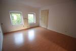 Eigennutzung oder Investition: 4-Parteienhaus in Essen-Steele mit Garten, Wintergarten, 5 Garagen