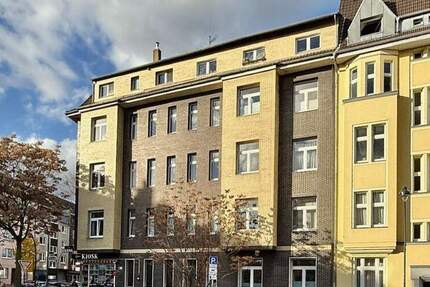 Attraktiver Grundriss, gepflegter Zustand - 2,5 Zimmer mit Balkon in Unterbilk 2 zimmer