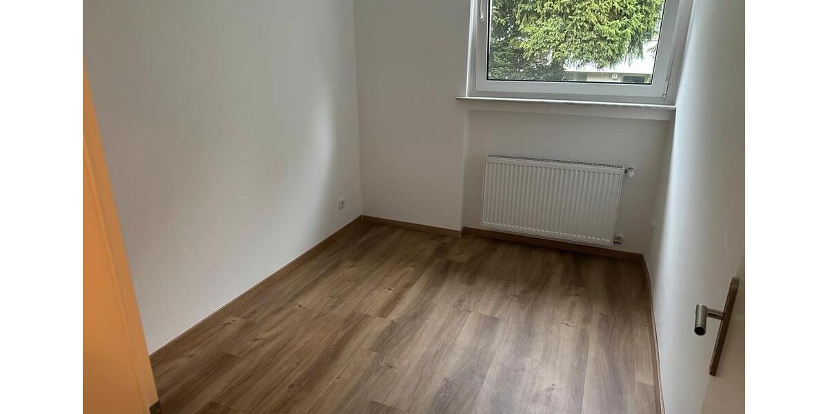 Erdgeschoßwohnung Wuppertal Gemarkung Vohwinkel - 3 Zimmer, 70 m&sup2;, 185.000&euro; | Angebot:26875520
