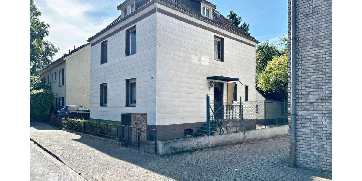 Grundstück mit Bestandsgebäude in Düsseldorf - Hassels 6 zimmer