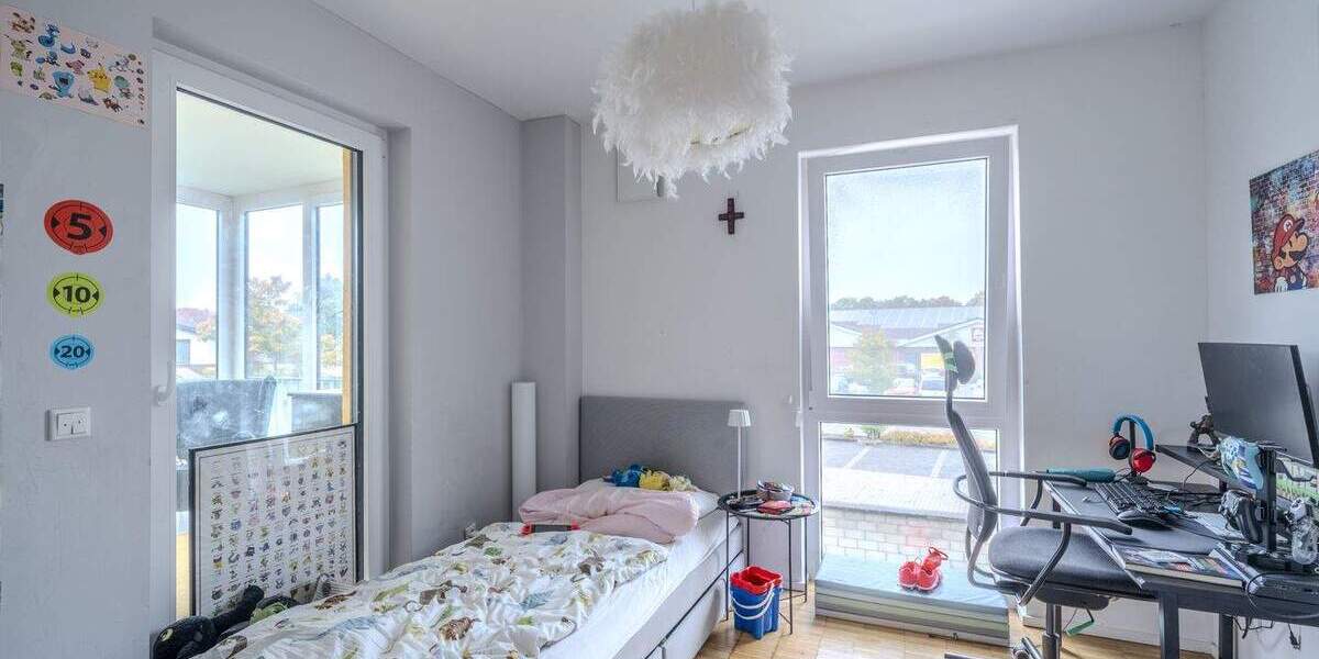 Exklusive Eigentumswohnung in Düsseldorf-Lohausen - modernes Baujahr, 4 Zimmer - wird bezugsfrei 4 zimmer