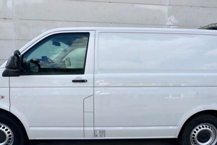 VW T5 Transporter 155.000 km 16.000 € Neuss 41462