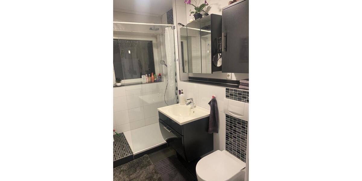 Zauberhafte Erdgeschosswohnung mit Garten von Privat 3 zimmer