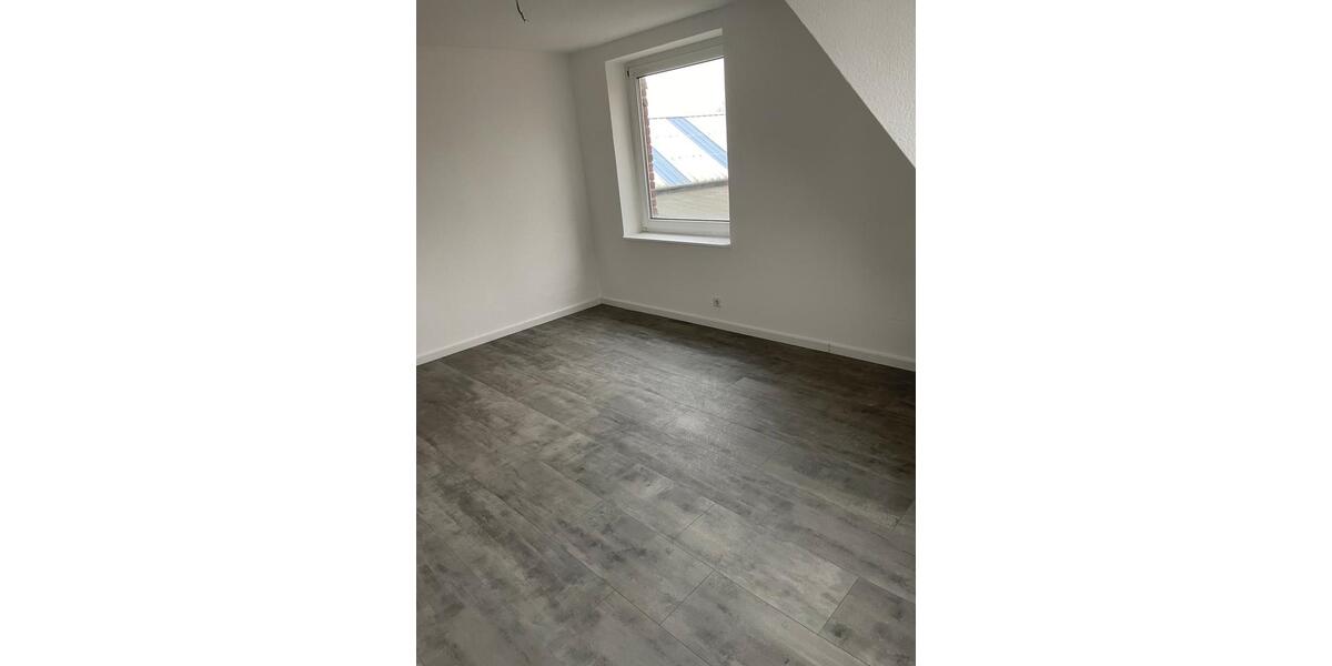 Gemütliche 2-Zimmer-Dachgeschosswohnung mit Gartenmitbenutzung 2 zimmer